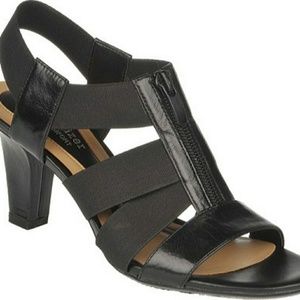 Naturalizer Yazmin black gladiator sandals